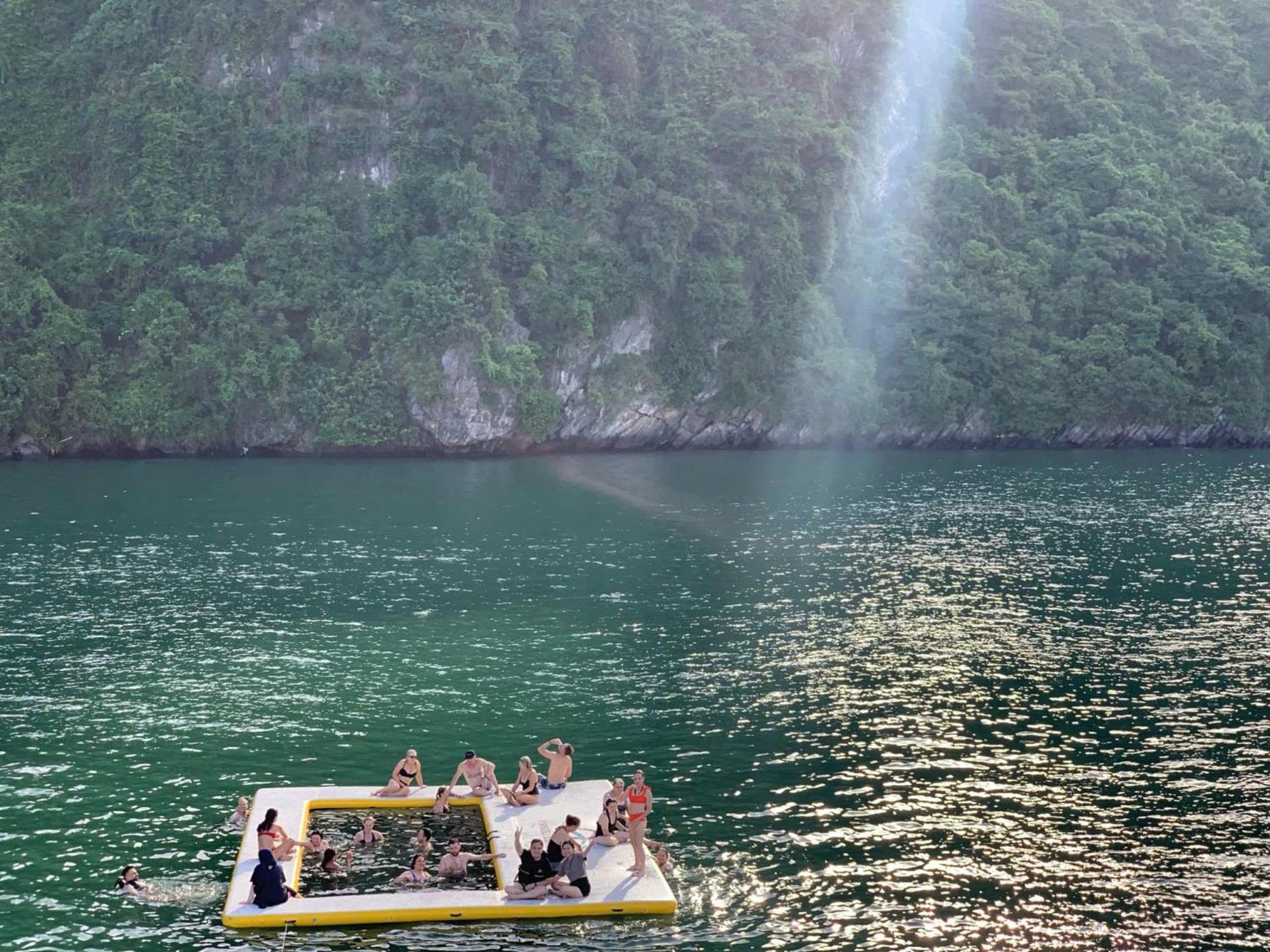 V'Spirit Premier Cruise Hotel Ha Long Exterior foto